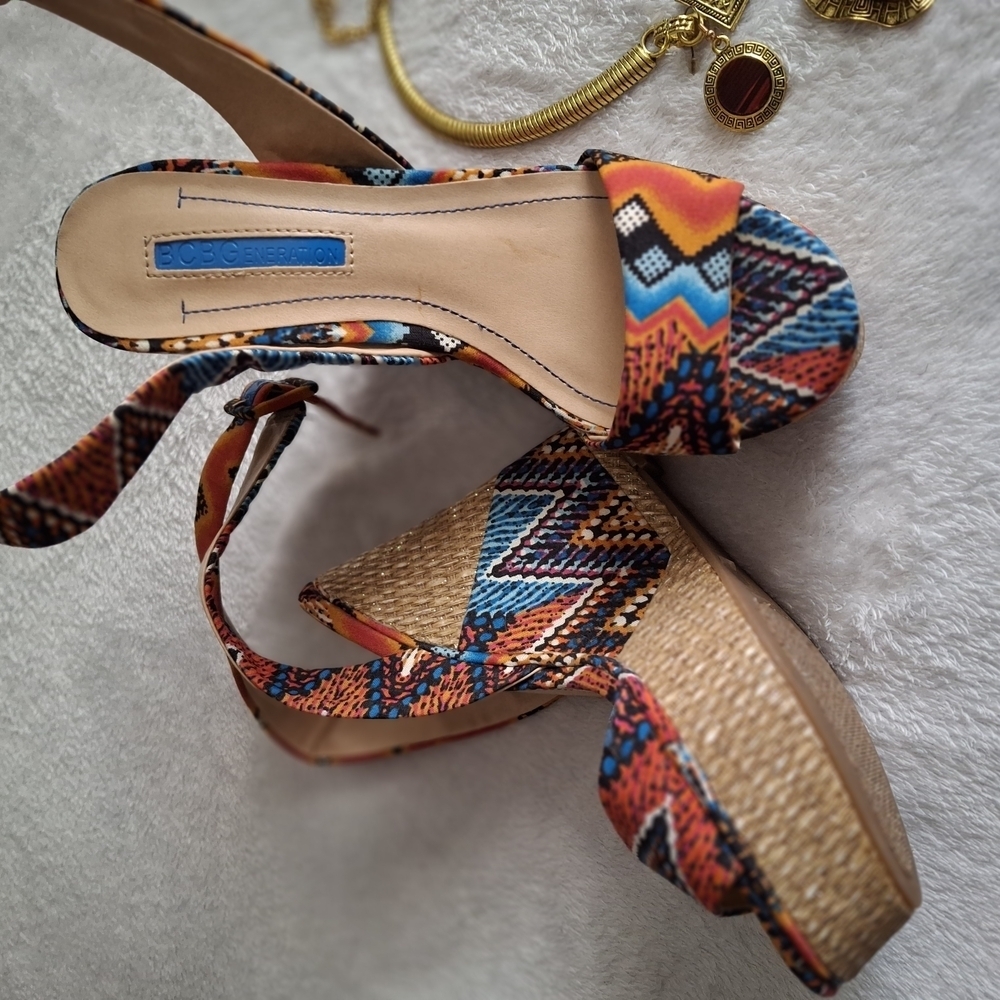 Steve Madden Multicolor Wedge Sandals